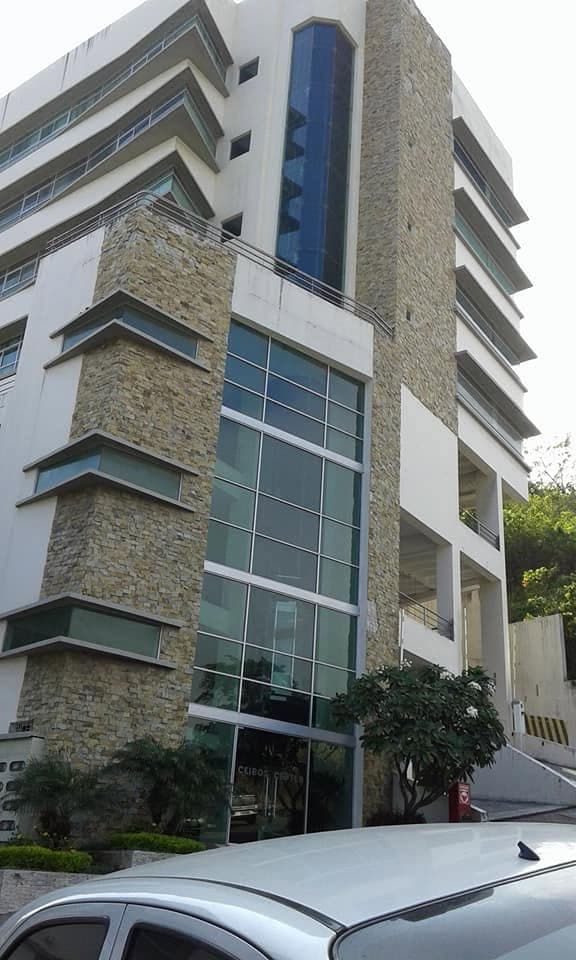 Pintura exterior en el edificio de Ceibos - 1